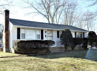 17 Aloha Dr, Enfield, CT 06082