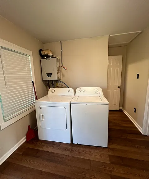 106 Washington St — Photo 4