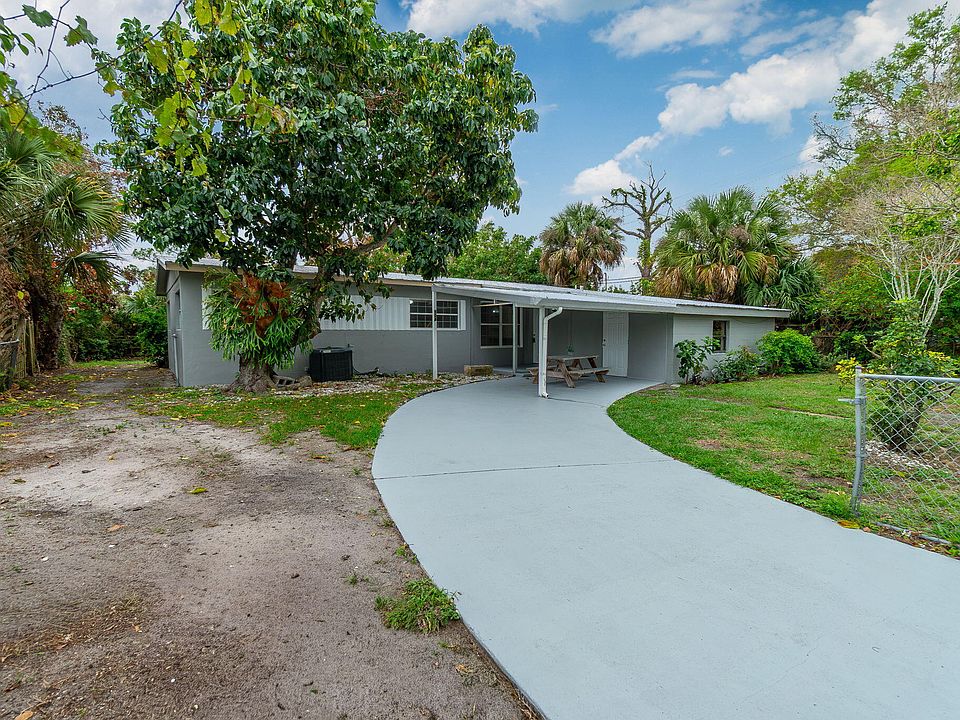 1st image of 904 SE 16th Street