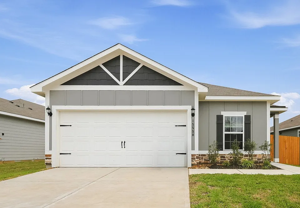 15550 Caramel Springs Dr