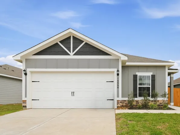 15550 Caramel Springs Dr, Conroe, TX