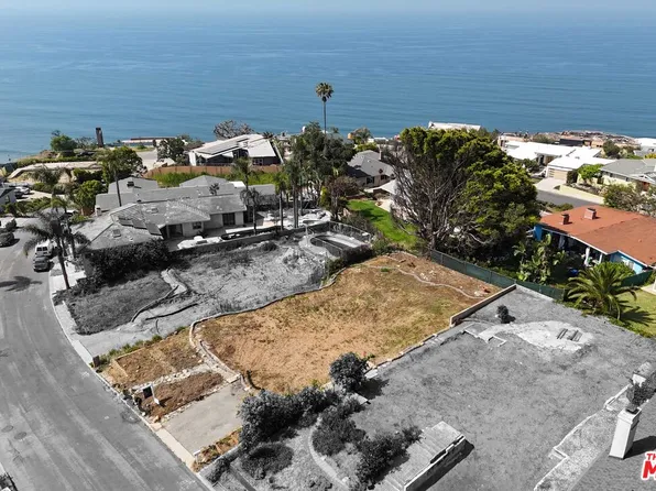 241 Quadro Vecchio Dr, Pacific Palisades, CA 90272