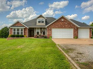 14104 Noah Rd, Gravette, AR 72736