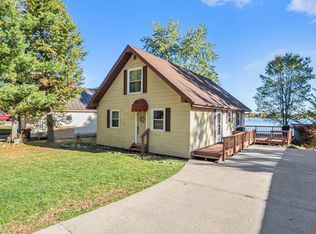 7951 W Royal Rd, Stanwood, MI 49346