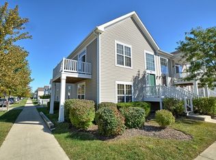 782 Four Seasons Blvd, Aurora, IL