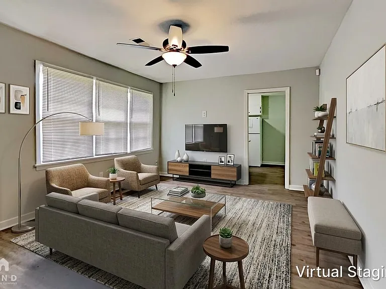 108 Winnetka Way — Photo 2