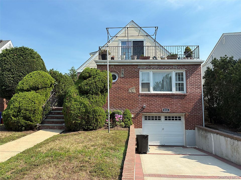 1st image of 553 W Beech Street