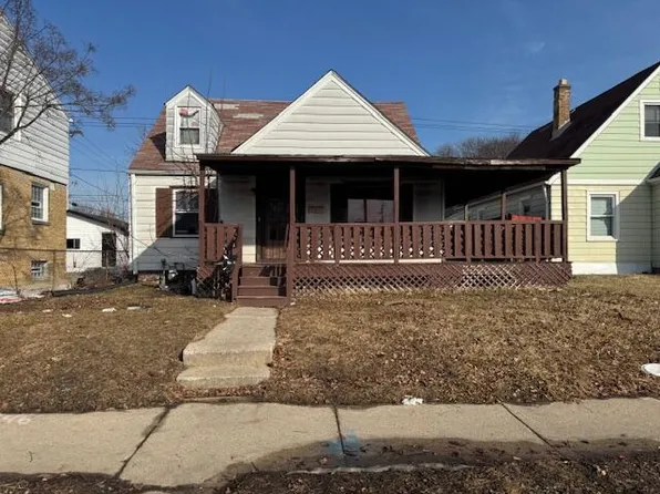 3908 West Hampton AVENUE, Milwaukee, WI 53209