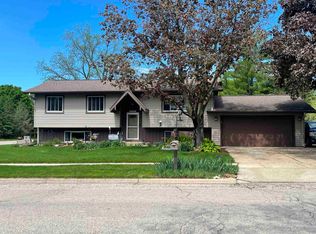 315 Walnut St, Oregon, WI 53575
