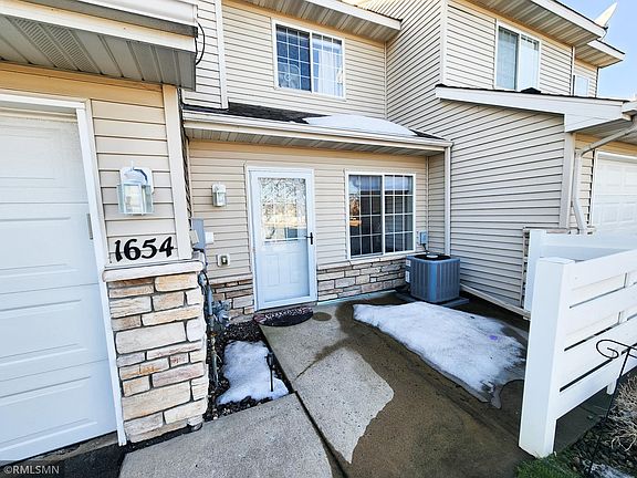 2nd image of 1654 Freedom Ln