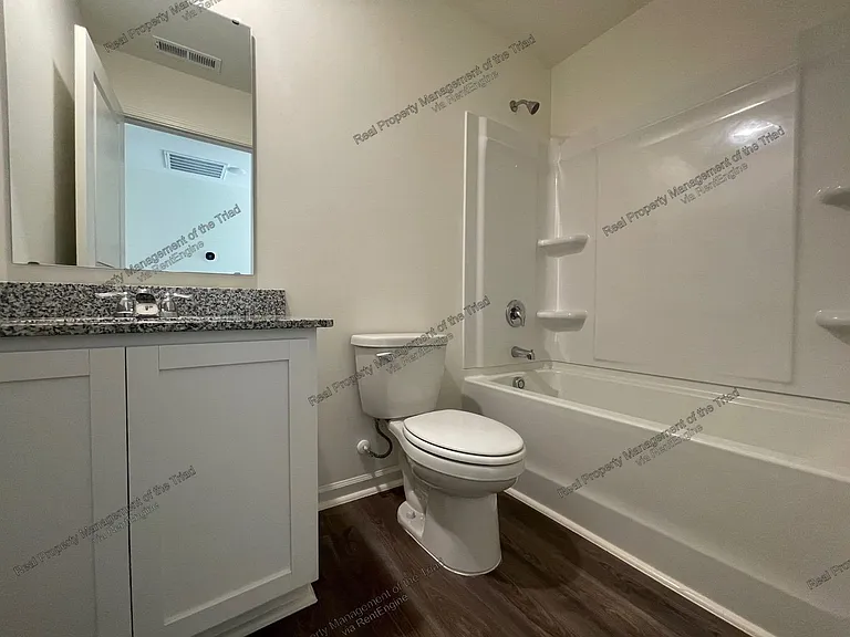 305 Pearson Dr — Photo 7