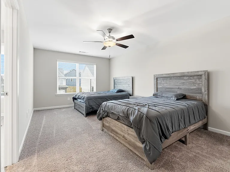 3341 Melody Ln NE — Photo 14