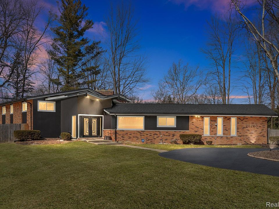 1st image of 20280 Forestwood St
