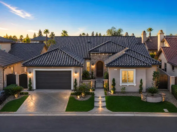 1863 E Calle Verde Way, Fresno, CA 93730