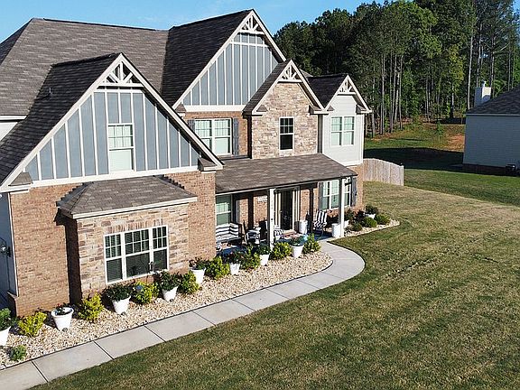 2nd image of 509 Zesty Dr