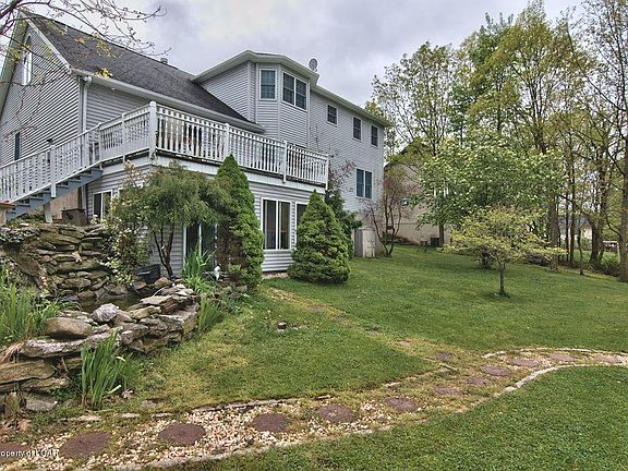 4th image of 25 Ledge Ct