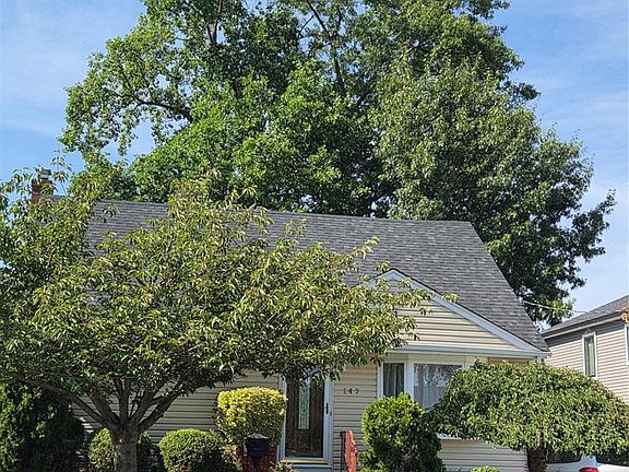3rd image of 147 Merritt Ave