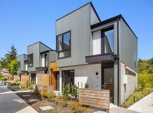 226 Canopy Path NW, Bainbridge Island, WA 98110