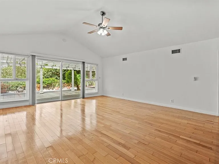 29303 Stonecrest Rd — Photo 20