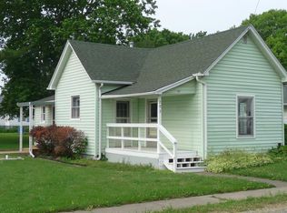 202 South St, Westville, IL 61883