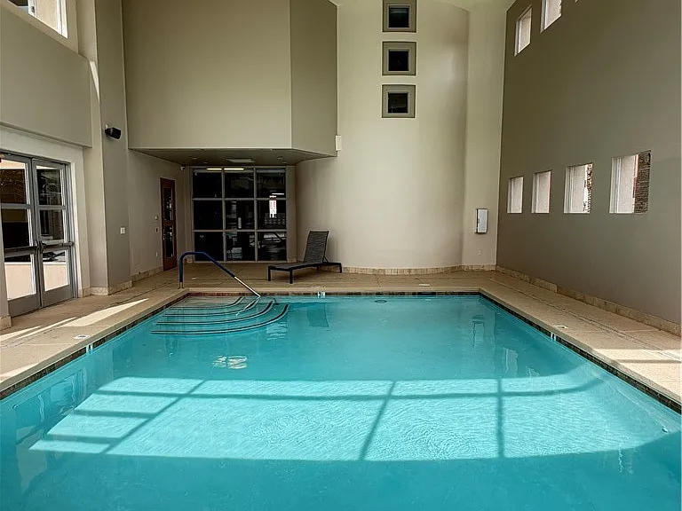 87 E Agate Ave #202 — Photo 39