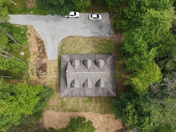 4th image of 244 Yenzi Rd