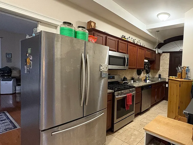 453 Hope St #1 — Photo 5