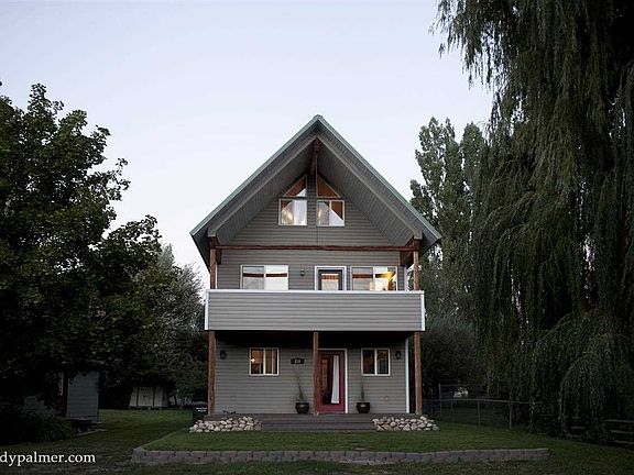 2nd image of 310 Pine St