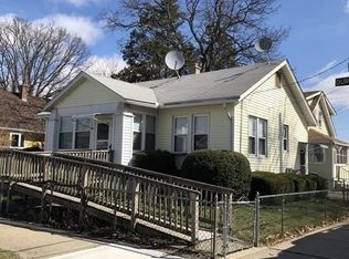 103 Duryea St, Springfield, MA 01104