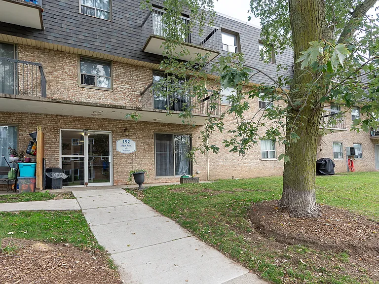 204 Lisgar Ave — Photo 8
