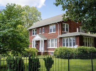 1602 W Springfield Ave, Champaign, IL