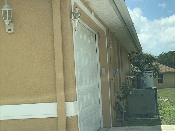 4th image of 1109 Pine Ave #N