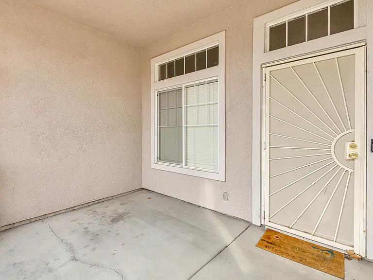 8795 Monterey Oaks Dr — Photo 7