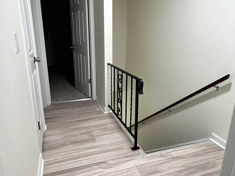Shaker Heights Apartments — Photo 7