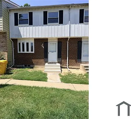 494 Kenilworth Ct