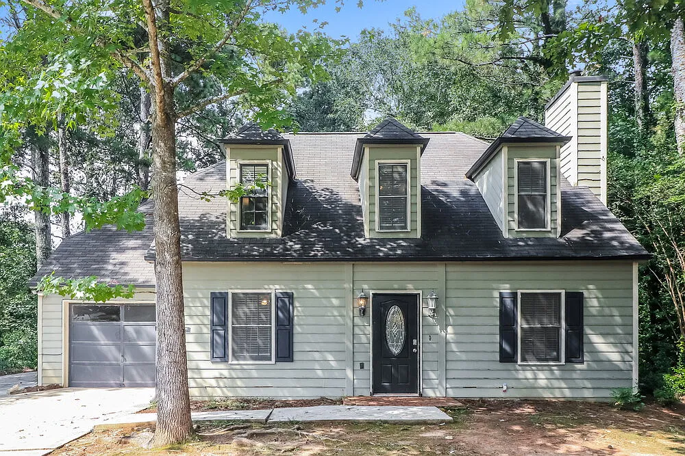 3 bed, 2.5 bath, 1703 sqft, $1,975 — Photo 1