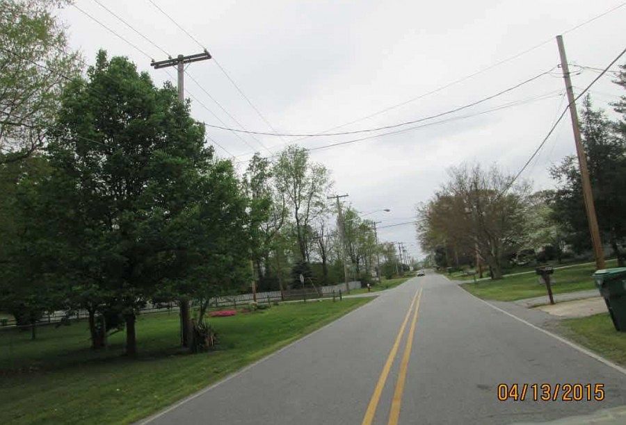 2nd image of 408 E Springfield Rd