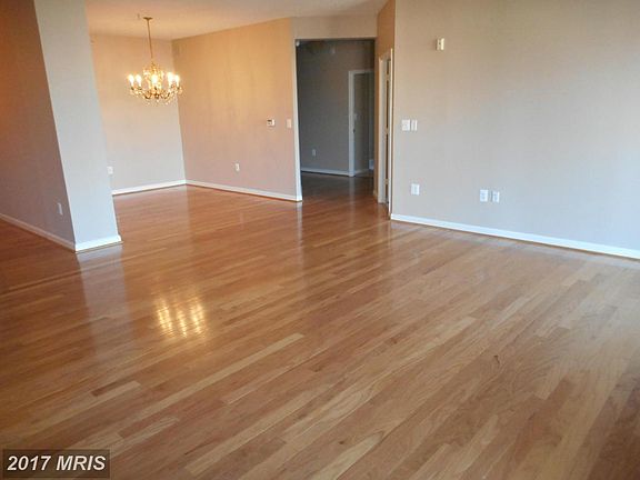 3rd image of 19370 Magnolia Grove Sq Unit 406