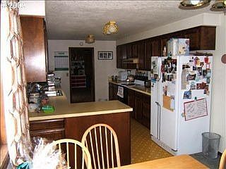 4th image of 15504 NE 62nd St