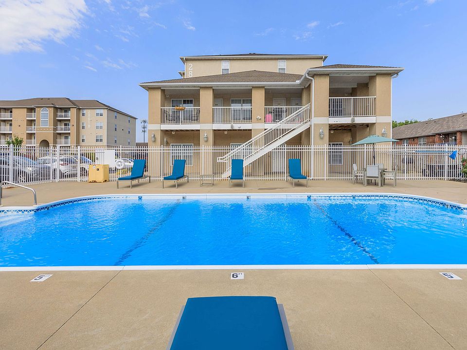 Sandstone Heights Apartments