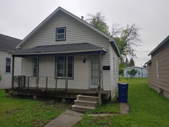 706 Taylor St, Bay City, MI 48708