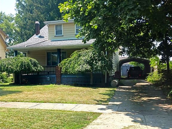3rd image of 3916 Howard St