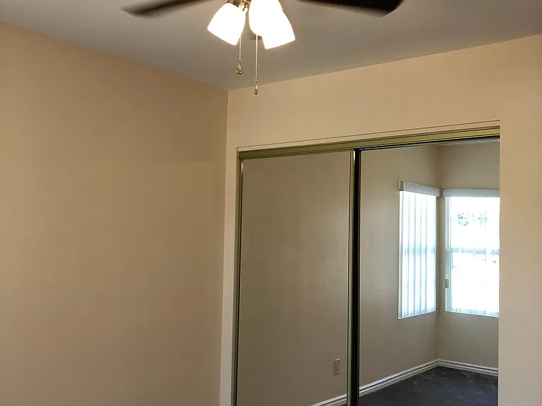 2502 W Via Corona #1/2 — Photo 45