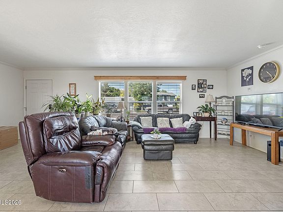 4th image of 115 Ash Dr