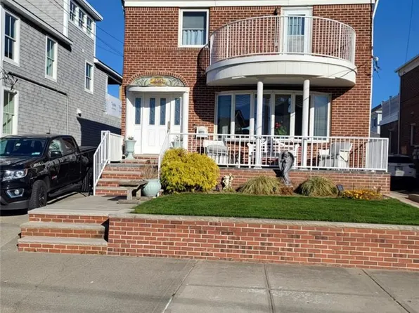 136 Beach 136th St, Far Rockaway, NY 11694