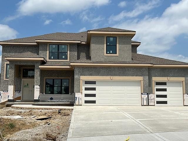 2nd image of 8208 NW 90th St