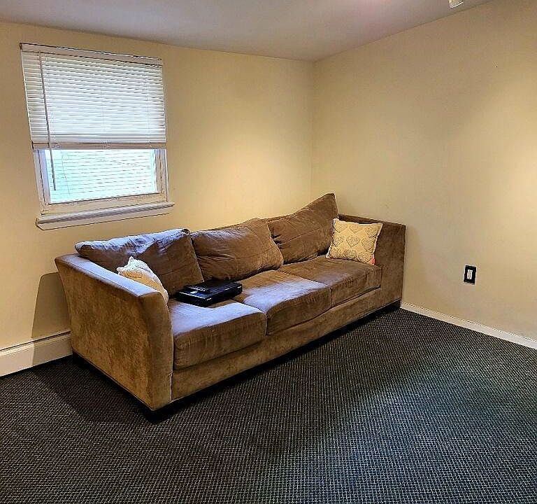 1st image of 6 Amos Ave