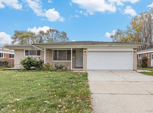 30459 Warner Ave, Warren, MI 48092