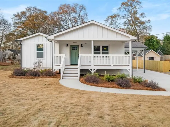 1009 Manor Dr SE, Smyrna, GA 30080