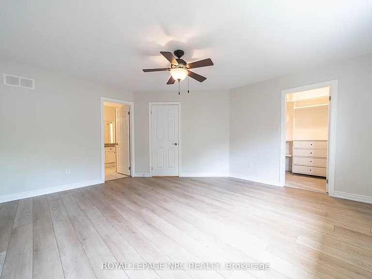 5200 Dorchester Rd #3 — Photo 18